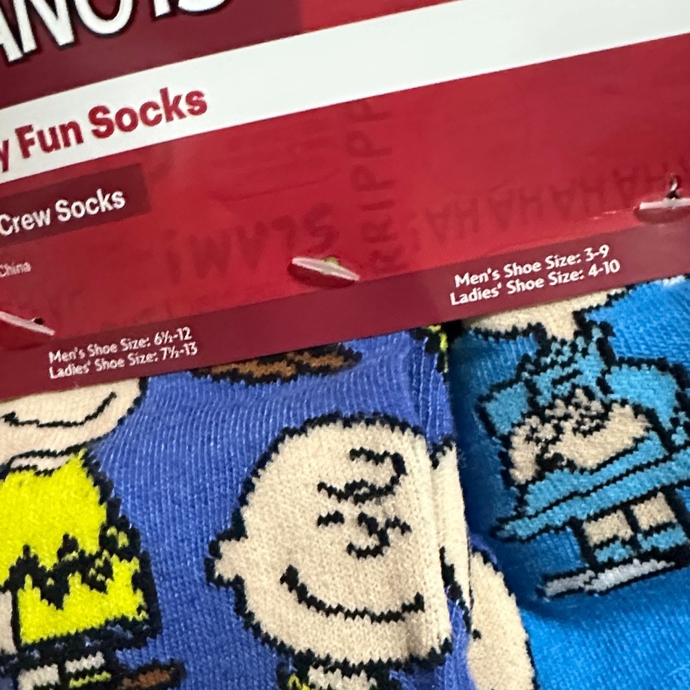 Peanuts Family Fun Socks Set - Picture 5 of 8
